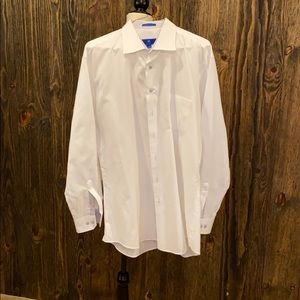 Egara men’s button up dress shirt.